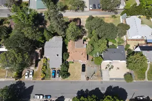 1434 NW Hawthorne Ave, Grants Pass, OR 97526 - Photo 3