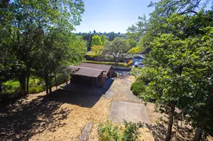 1434 NW Hawthorne Ave, Grants Pass, OR 97526 - Photo 5