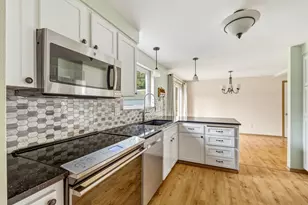 557 E Tyee Dr, Sisters, OR 97759 - Photo 9