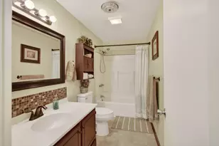 560 Souvenir St, Medford, OR 97501 - Photo 9