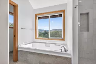 7130 Hwy 66, Ashland, OR 97520 - Photo 13
