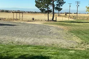 720 NW Glass, Madras, OR 97741 - Photo 11