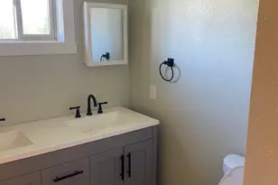 720 NW Glass, Madras, OR 97741 - Photo 31