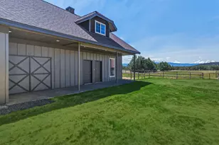 20180 Winston Loop, Bend, OR 97703 - Photo 45
