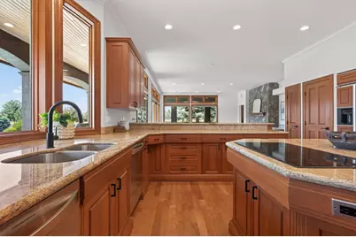 20180 Winston Loop, Bend, OR 97703 - Photo 15