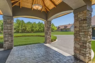 20180 Winston Loop, Bend, OR 97703 - Photo 43