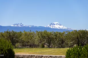 20180 Winston Loop, Bend, OR 97703 - Photo 61