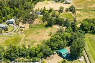 7355 Wagner Creek Rd, Talent, OR 97540 - Photo 33