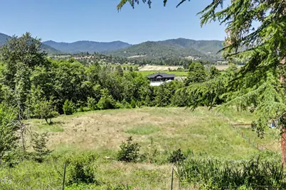 7355 Wagner Creek Road, Talent, OR 97540 - Photo 53