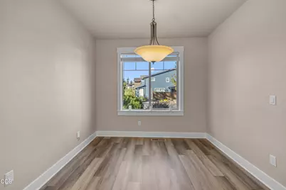 20909 Sotra Loop, Bend, OR 97702 - Photo 13