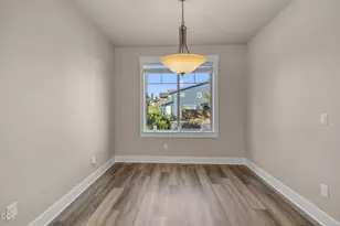 20909 Sotra Loop, Bend, OR 97702 - Photo 13
