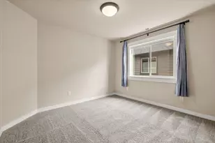 20909 Sotra Loop, Bend, OR 97702 - Photo 19