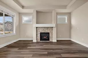 20909 Sotra Loop, Bend, OR 97702 - Photo 9