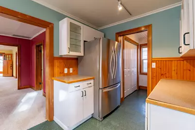 205 E Washington Avenue, Sisters, OR 97759 - Photo 9