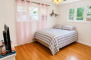 423 SE M St, Grants Pass, OR 97526 - Photo 13