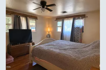 423 SE M Street, Grants Pass, OR 97526 - Photo 11