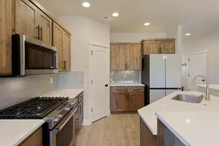 4999 SW Yew Pl, Redmond, OR 97756 - Photo 13