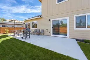 4999 SW Yew Pl, Redmond, OR 97756 - Photo 37