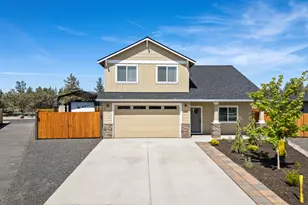 4999 SW Yew Pl, Redmond, OR 97756 - Photo 3