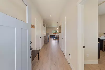4999 SW Yew Place, Redmond, OR 97756 - Photo 7