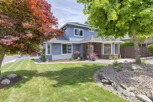965 NW Valley View Dr, Grants Pass, OR 97526 - Photo 45