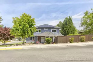 965 NW Valley View Dr, Grants Pass, OR 97526 - Photo 49