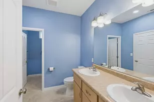 965 NW Valley View Dr, Grants Pass, OR 97526 - Photo 27