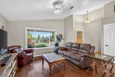 2803 Esther Lane, Grants Pass, OR 97527 - Photo 9