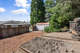 2930 Bailey Ave, Medford, OR 97504 - Photo 35