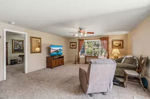 2930 Bailey Ave, Medford, OR 97504 - Photo 11