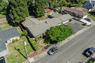 2930 Bailey Ave, Medford, OR 97504 - Photo 47