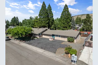 2930 Bailey Avenue, Medford, OR 97504 - Photo 39