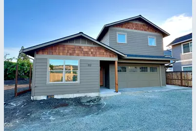 312 Lithia Avenue, Talent, OR 97540 - Photo 1