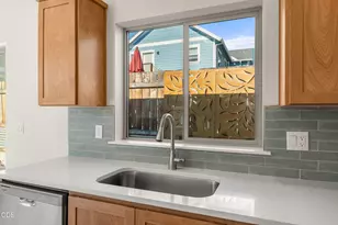 312 Lithia Ave, Talent, OR 97540 - Photo 11