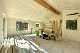 312 Lithia Ave, Talent, OR 97540 - Photo 5