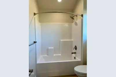 312 Lithia Avenue, Talent, OR 97540 - Photo 47