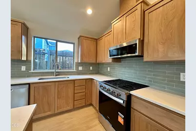 312 Lithia Avenue, Talent, OR 97540 - Photo 15