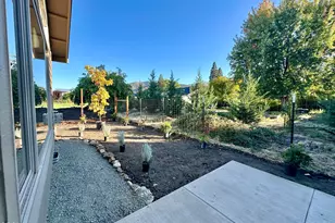 312 Lithia Ave, Talent, OR 97540 - Photo 9