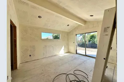 312 Lithia Avenue, Talent, OR 97540 - Photo 3