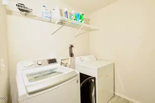 21182 Thomas Dr, Bend, OR 97702 - Photo 27