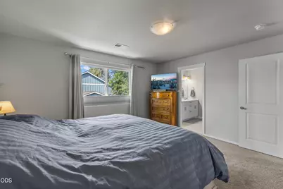 21182 Thomas Drive, Bend, OR 97702 - Photo 15