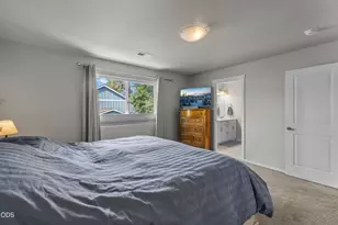 21182 Thomas Dr, Bend, OR 97702 - Photo 15