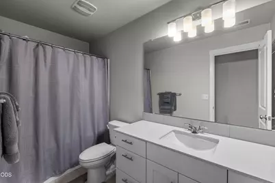 21182 Thomas Drive, Bend, OR 97702 - Photo 19