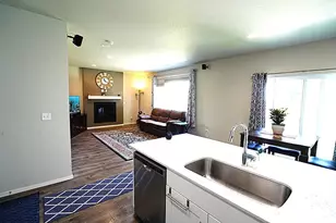 21182 Thomas Dr, Bend, OR 97702 - Photo 11