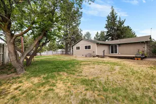 947 SE 6th St, Bend, OR 97702 - Photo 19