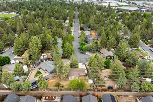 947 SE 6th St, Bend, OR 97702 - Photo 27