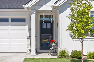 4733 SW Badger Ct, Redmond, OR 97756 - Photo 3