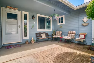911 La Loma Drive, Medford, OR 97504 - Photo 3