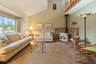 1206 NE Paula Dr, Bend, OR 97701 - Photo 5