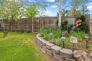 1206 NE Paula Dr, Bend, OR 97701 - Photo 31